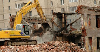 Демонтаж фасада в Ивантеевке: цены за м2 от 370 рублей | Сварной-Внт